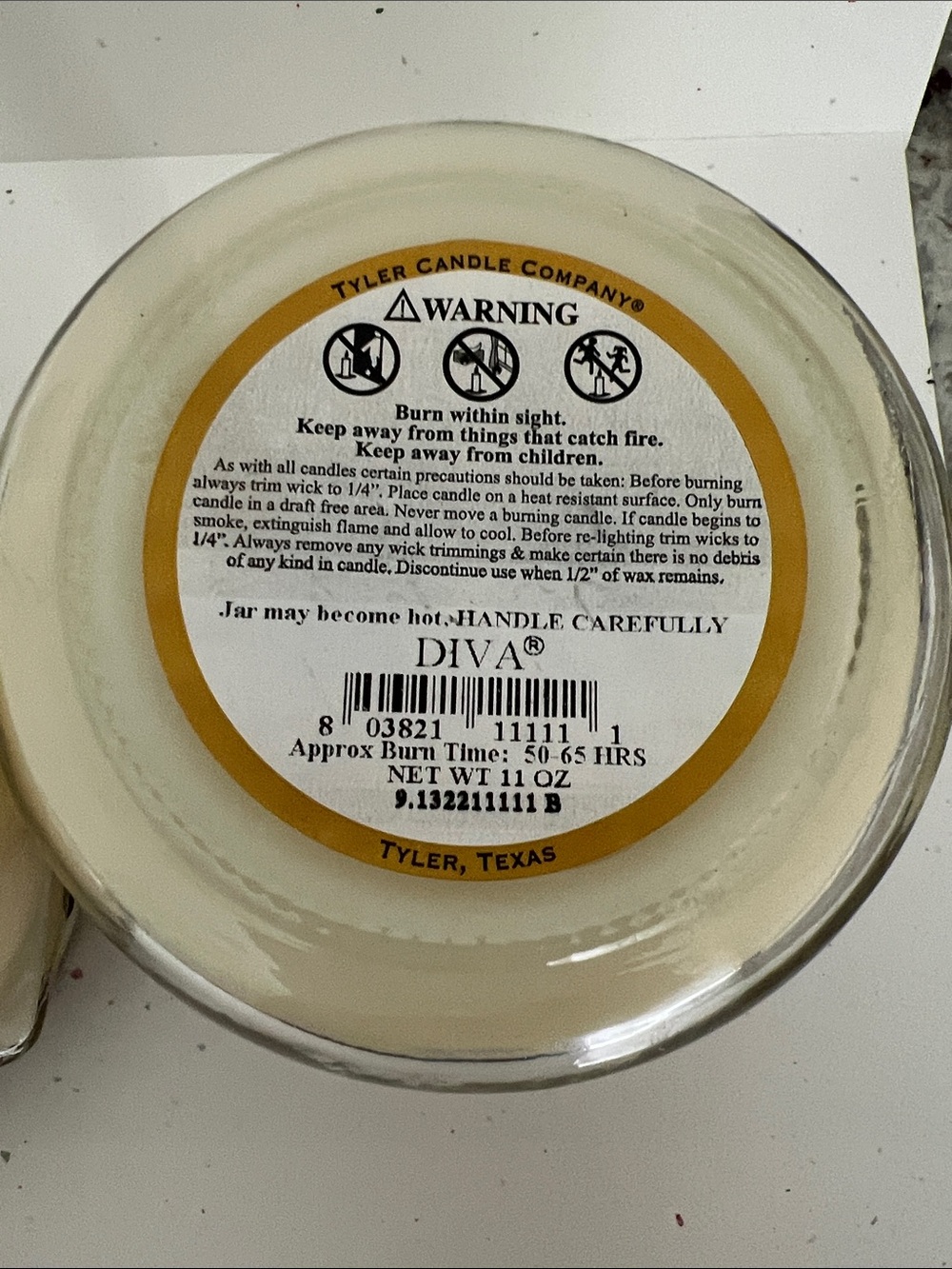 Tyler Candle Company Scented Candles(2) - NWT DIVA & GLAMFAM Scents 11oz - Picture 4 of 7